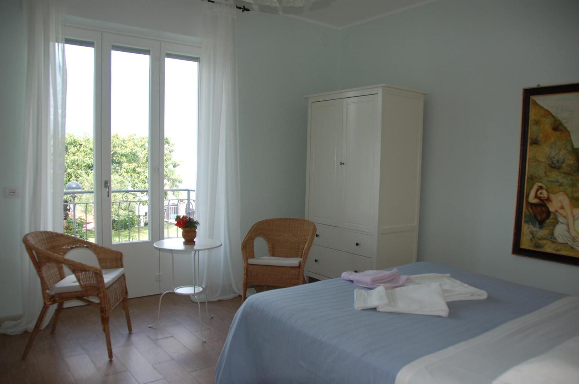 B&B Cherry En Rose 레체노 외부 사진